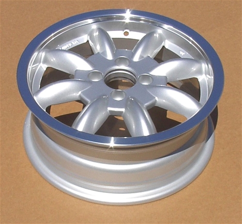 Minator 13"  MINILITE REPLICA WHEEL SET  Silver  (includes  nuts) MK4/1500 Minator 13"  MINILITE REPLICA WHEEL SET  Silver  (includes  nuts) MK4/1500